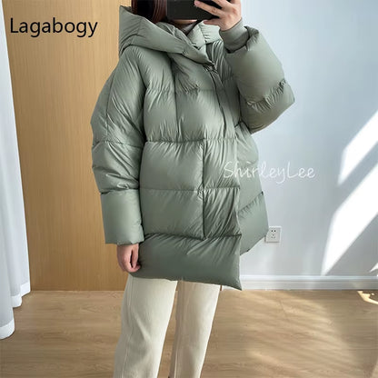 2024 Winter Women Short Parkas 90% White Duck down Coat Warm Soft Ultra Light Puffer Jackets Female Hooded Snow Outwear